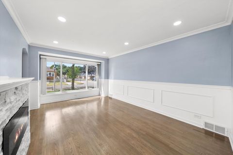 Tiny photo for 6201 S MEADE Avenue, Chicago, IL 60638 (MLS # 12510783)