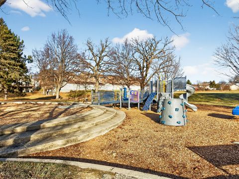 Tiny photo for 2713 Northcreek Drive #5, Woodridge, IL 60517 (MLS # 12543289)