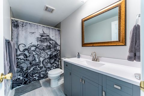 Tiny photo for 121 N Glendale Avenue, Barrington, IL 60010 (MLS # 12601597)