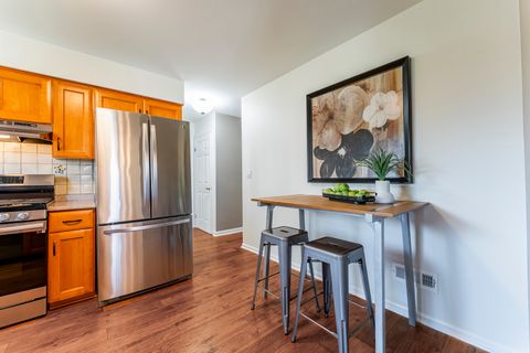 Tiny photo for 121 N Glendale Avenue, Barrington, IL 60010 (MLS # 12601597)