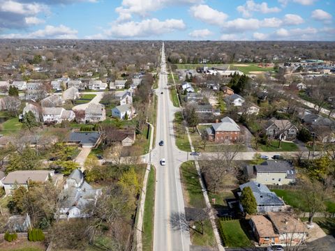 Tiny photo for 121 N Glendale Avenue, Barrington, IL 60010 (MLS # 12601597)