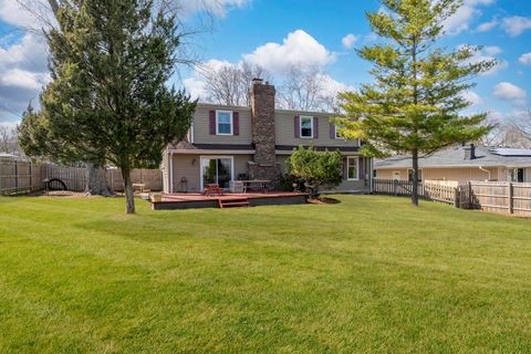 Tiny photo for 121 N Glendale Avenue, Barrington, IL 60010 (MLS # 12601597)