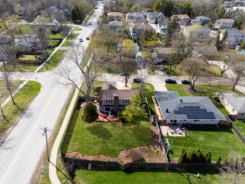 Tiny photo for 121 N Glendale Avenue, Barrington, IL 60010 (MLS # 12601597)