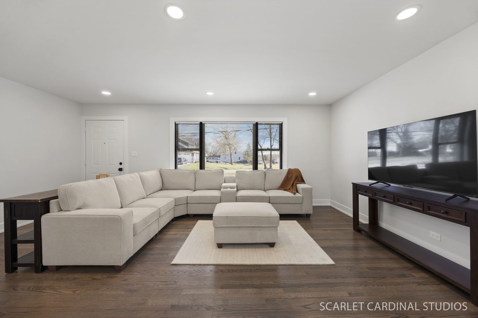 22W080 Valleyview Drive