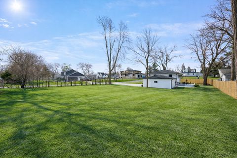 Tiny photo for 22W080 Valleyview Drive, Glen Ellyn, IL 60137 (MLS # 12615153)