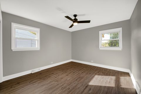 Tiny photo for 2904 140th Street, Blue Island, IL 60406 (MLS # 12492164)