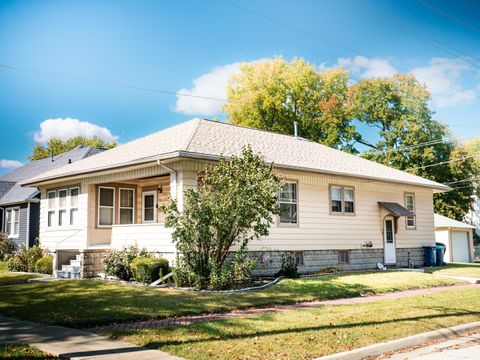 Tiny photo for 503 W. Livingston Street, Pontiac, IL 61764 (MLS # 12490922)