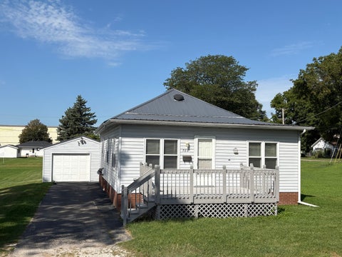 Photo of 708 Godfrey Street, Streator, IL 61364 (MLS # 12755556)
