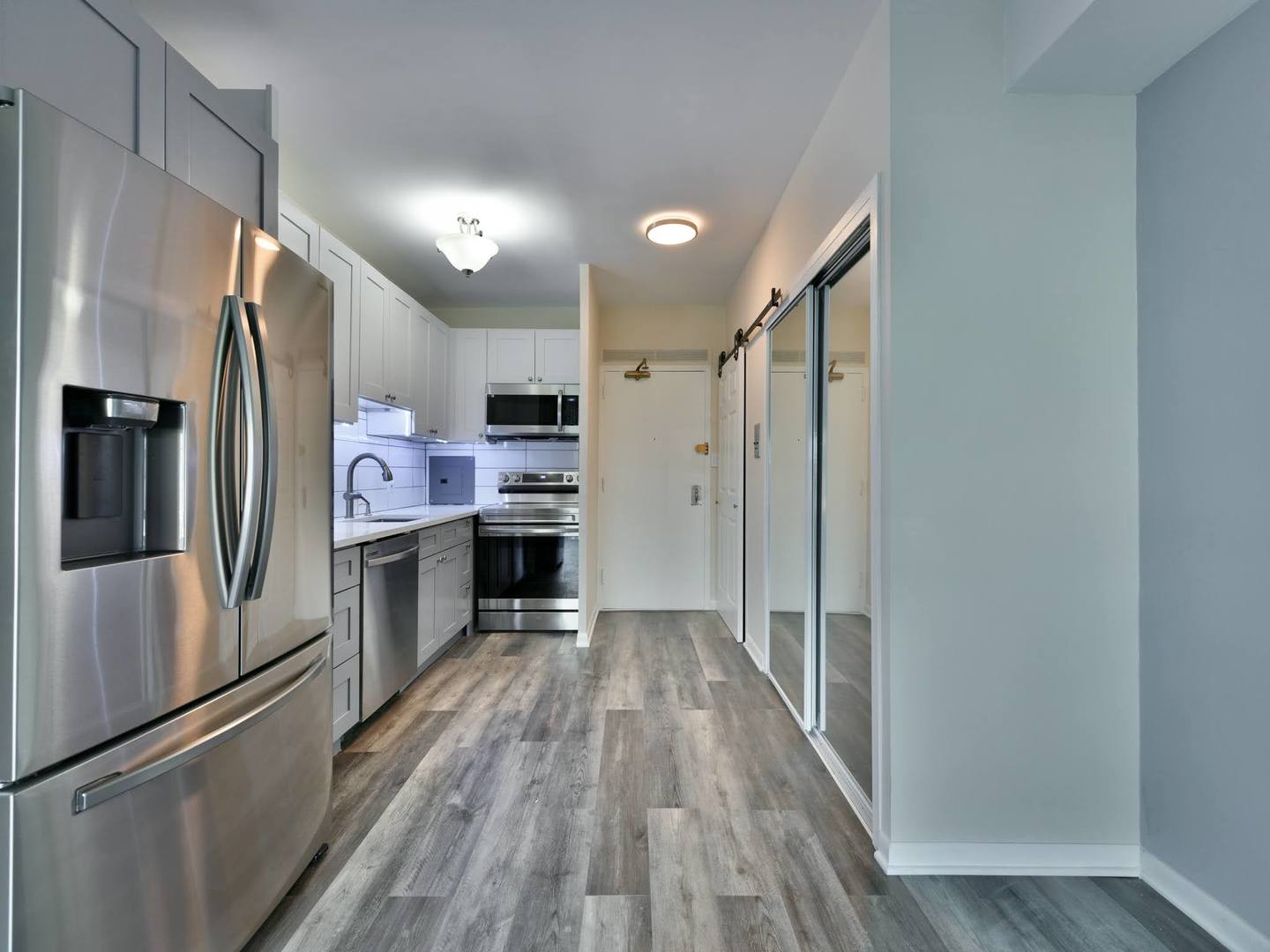 3600 N LAKE SHORE Drive 216