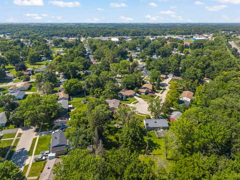 Tiny photo for 1511 Rogers Court, DeKalb, IL 60115 (MLS # 12705895)