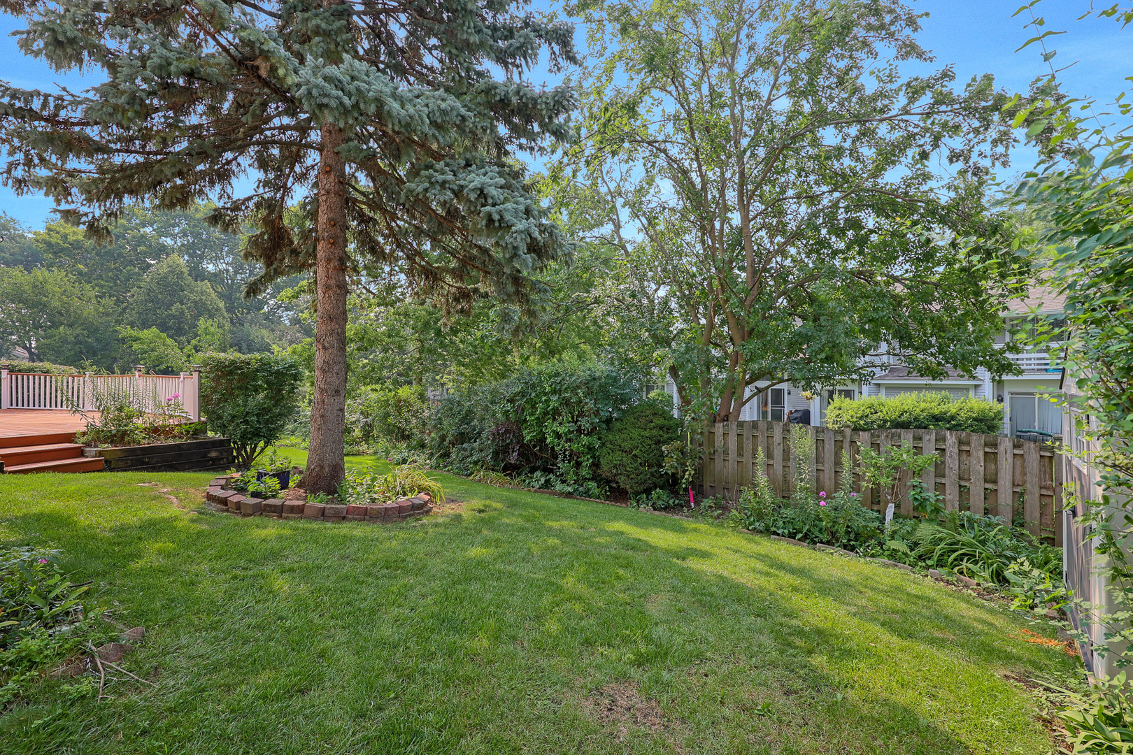 1356 Larchmont Drive