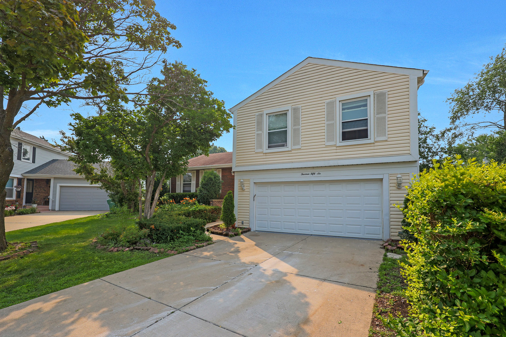 1356 Larchmont Drive