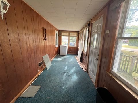 Tiny photo for 913 S 15th Avenue, Freeport, IL 61032 (MLS # 12492233)