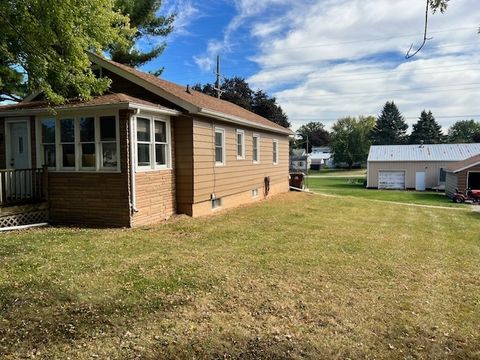 Tiny photo for 913 S 15th Avenue, Freeport, IL 61032 (MLS # 12492233)