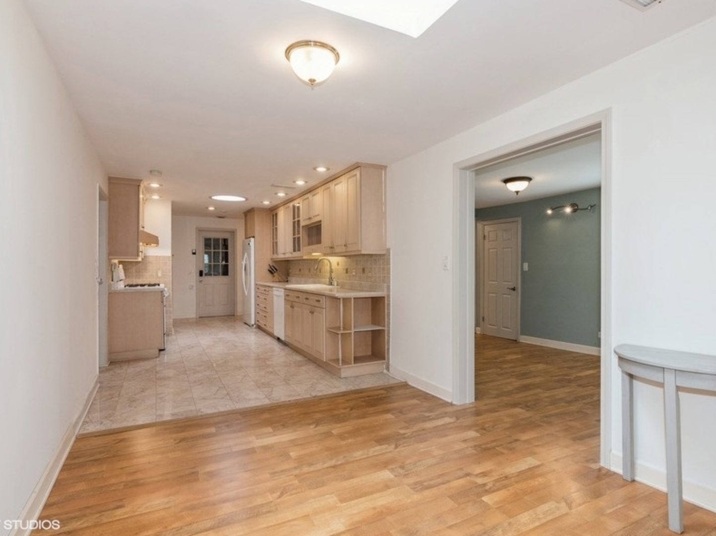 156 Forest View Avenue