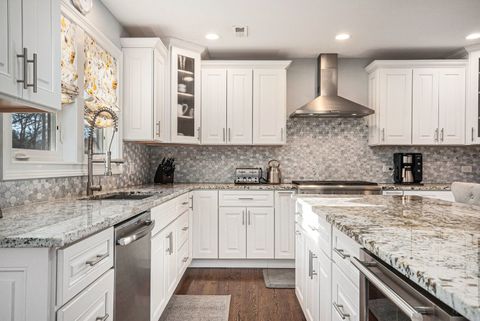 Tiny photo for 13200 S 80th Court, Palos Park, IL 60464 (MLS # 12567276)