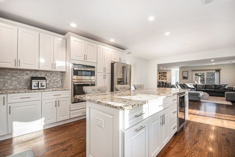 Tiny photo for 13200 S 80th Court, Palos Park, IL 60464 (MLS # 12567276)