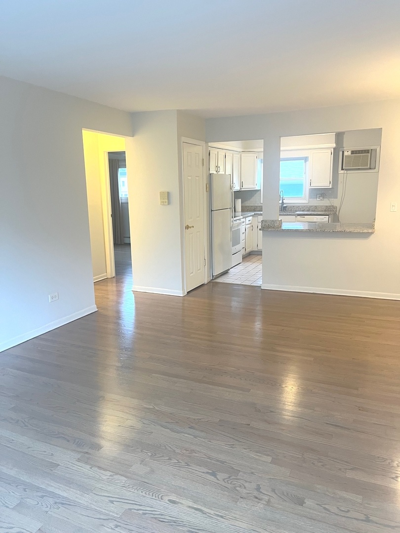 7952 Madison Street 3W