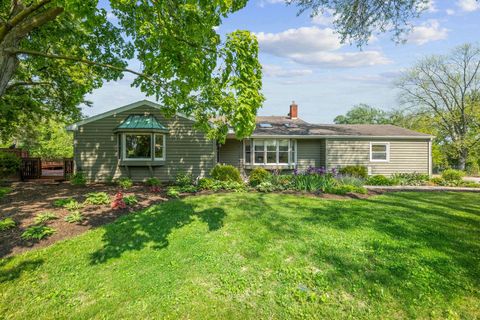 2248 Heathercliff Drive Libertyville IL 60048