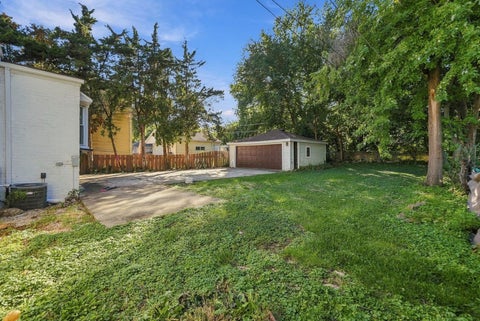 Tiny photo for 1526 Boeger Avenue, Westchester, IL 60154 (MLS # 12786566)