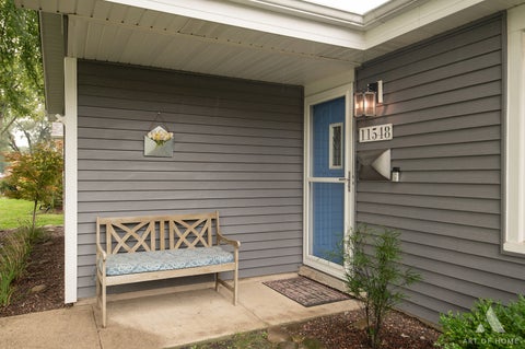 Tiny photo for 11548 S Neenah Avenue, Worth, IL 60482 (MLS # 12774894)