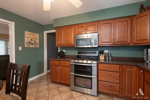 Tiny photo for 11548 S Neenah Avenue, Worth, IL 60482 (MLS # 12774894)