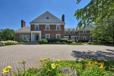 Photo of 1673 Balmoral Lane, Inverness, IL 60067 (MLS # 12702408)
