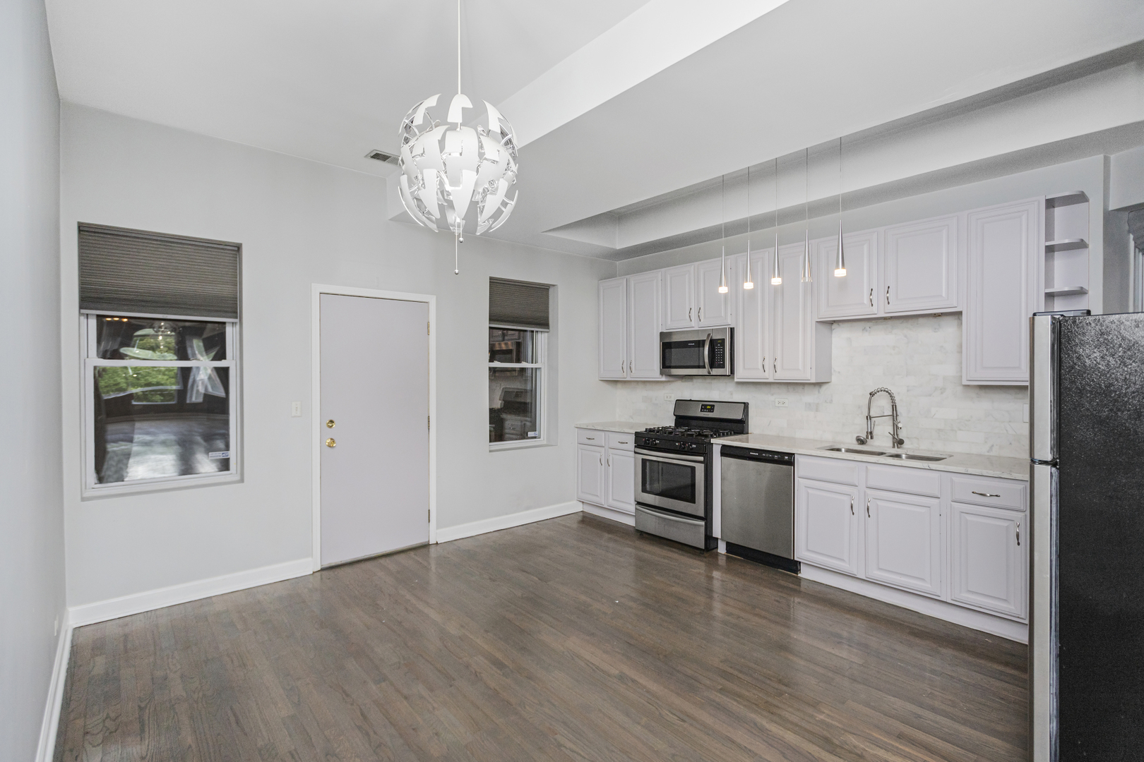 6557 S University Avenue 204
