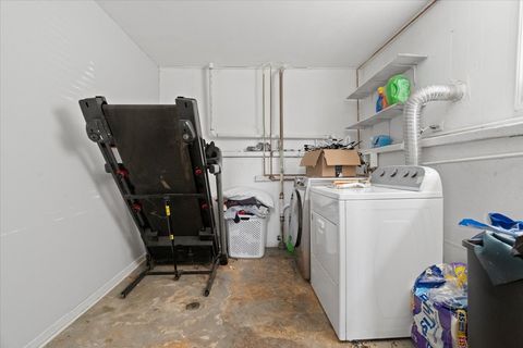 Tiny photo for 2116 Castle Court, Waukegan, IL 60087 (MLS # 12405319)