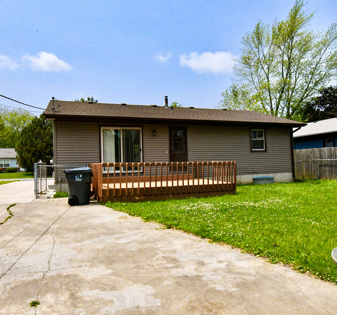 38103 N Cornell Road