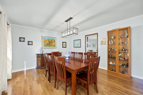 Tiny photo for 163 Stonegate Court, Glen Ellyn, IL 60137 (MLS # 12789642)
