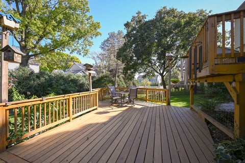 Tiny photo for 163 Stonegate Court, Glen Ellyn, IL 60137 (MLS # 12789642)