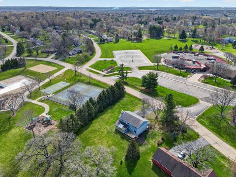 Tiny photo for 900 Glen Oak Drive, Sleepy Hollow, IL 60118 (MLS # 12611076)