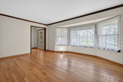 Tiny photo for 900 Glen Oak Drive, Sleepy Hollow, IL 60118 (MLS # 12611076)