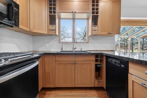 Tiny photo for 900 Glen Oak Drive, Sleepy Hollow, IL 60118 (MLS # 12611076)