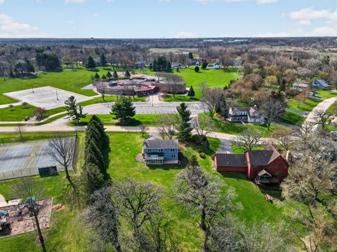 Tiny photo for 900 Glen Oak Drive, Sleepy Hollow, IL 60118 (MLS # 12611076)