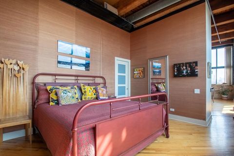 Tiny photo for 2614 N Clybourn Avenue #301, Chicago, IL 60614 (MLS # 12593515)