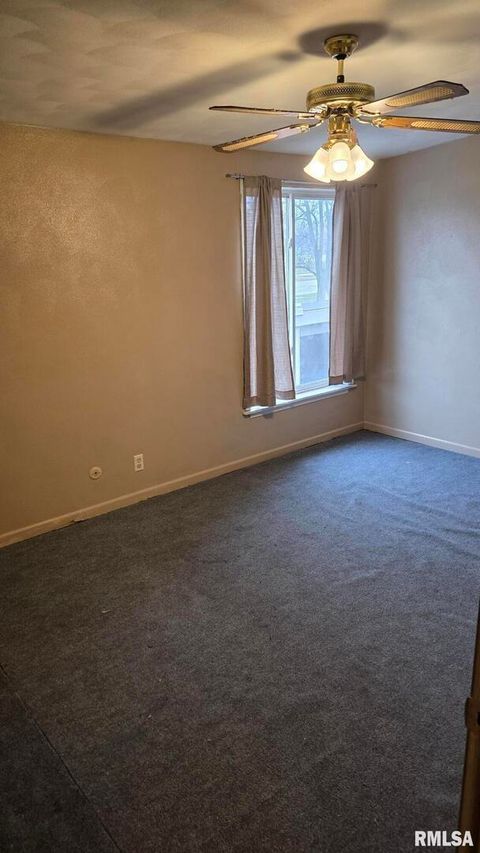 Tiny photo for 6831 N FROSTWOOD Parkway, Peoria, IL 61615 (MLS # QC4267488)