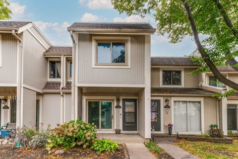 Photo of 632 Dove Court, Grayslake, IL 60030 (MLS # 12789282)