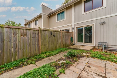 Tiny photo for 632 Dove Court, Grayslake, IL 60030 (MLS # 12789282)