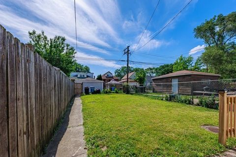 Tiny photo for 8836 S Carpenter Street, Chicago, IL 60620 (MLS # 12502929)