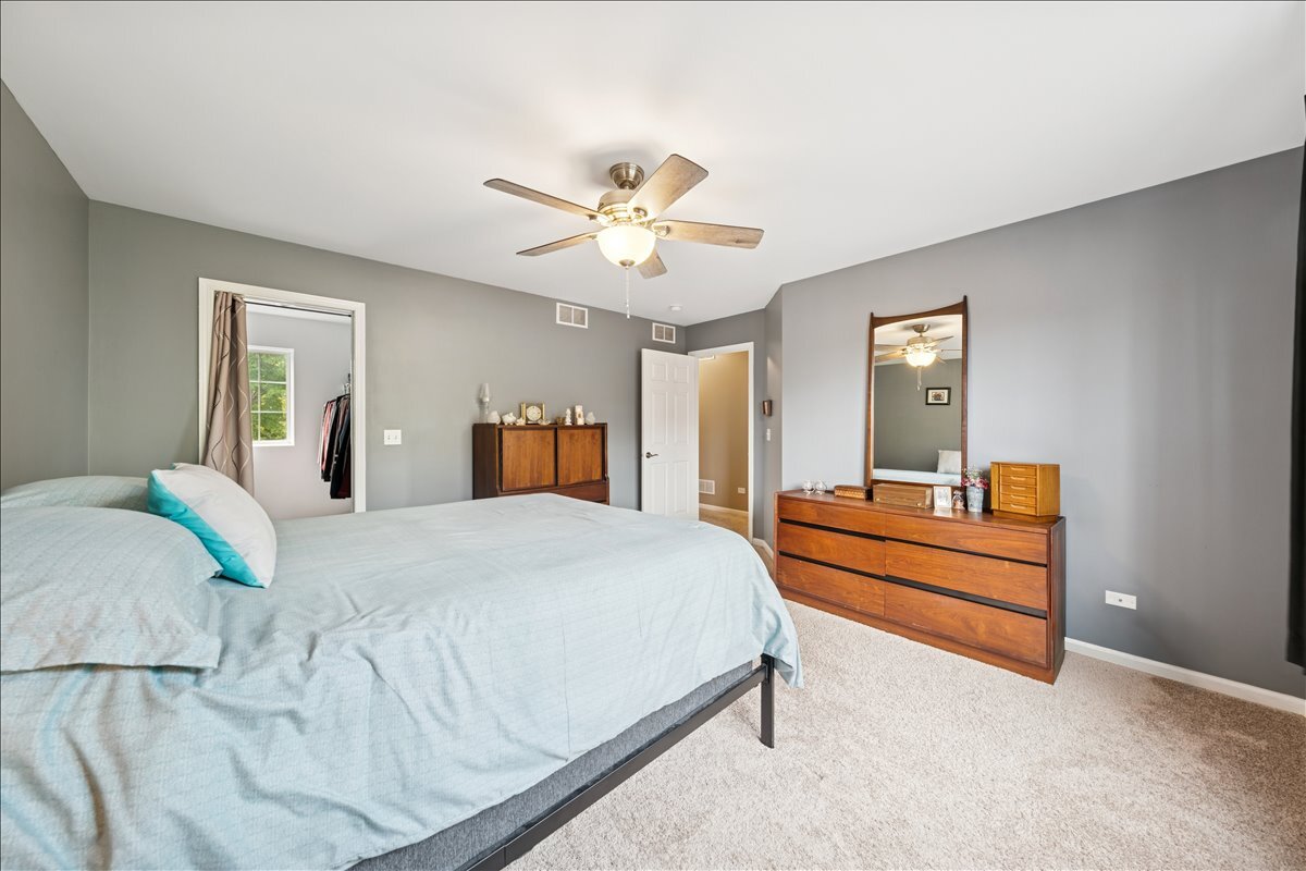 Plainfield, Illinois 60586, United States, 2 Bedrooms Bedrooms, ,2 BathroomsBathrooms,Residential,Active,220678