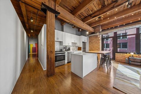 Tiny photo for 625 W JACKSON Boulevard #411, Chicago, IL 60661 (MLS # 12503921)