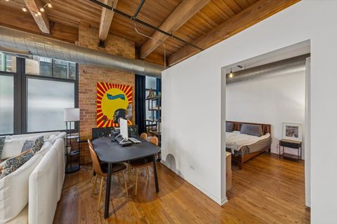 Tiny photo for 625 W JACKSON Boulevard #411, Chicago, IL 60661 (MLS # 12503921)