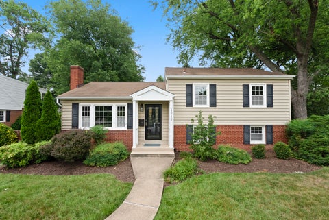 Photo of 1212 Croton Drive, Alexandria, VA 22308 (MLS # 12787610)