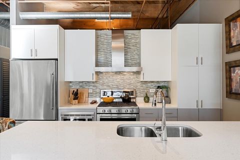 Tiny photo for 1040 W Adams Street #344, Chicago, IL 60607 (MLS # 12656290)