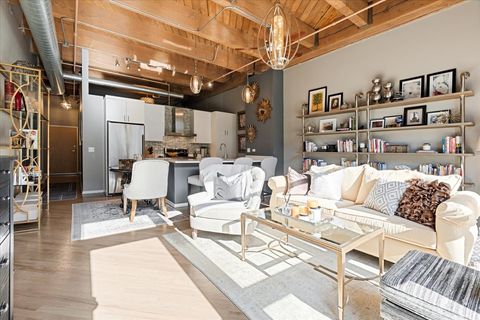 Tiny photo for 1040 W Adams Street #344, Chicago, IL 60607 (MLS # 12656290)