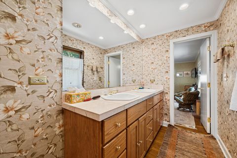 Tiny photo for 915 Ottawa Lane, Wilmette, IL 60091 (MLS # 12481980)