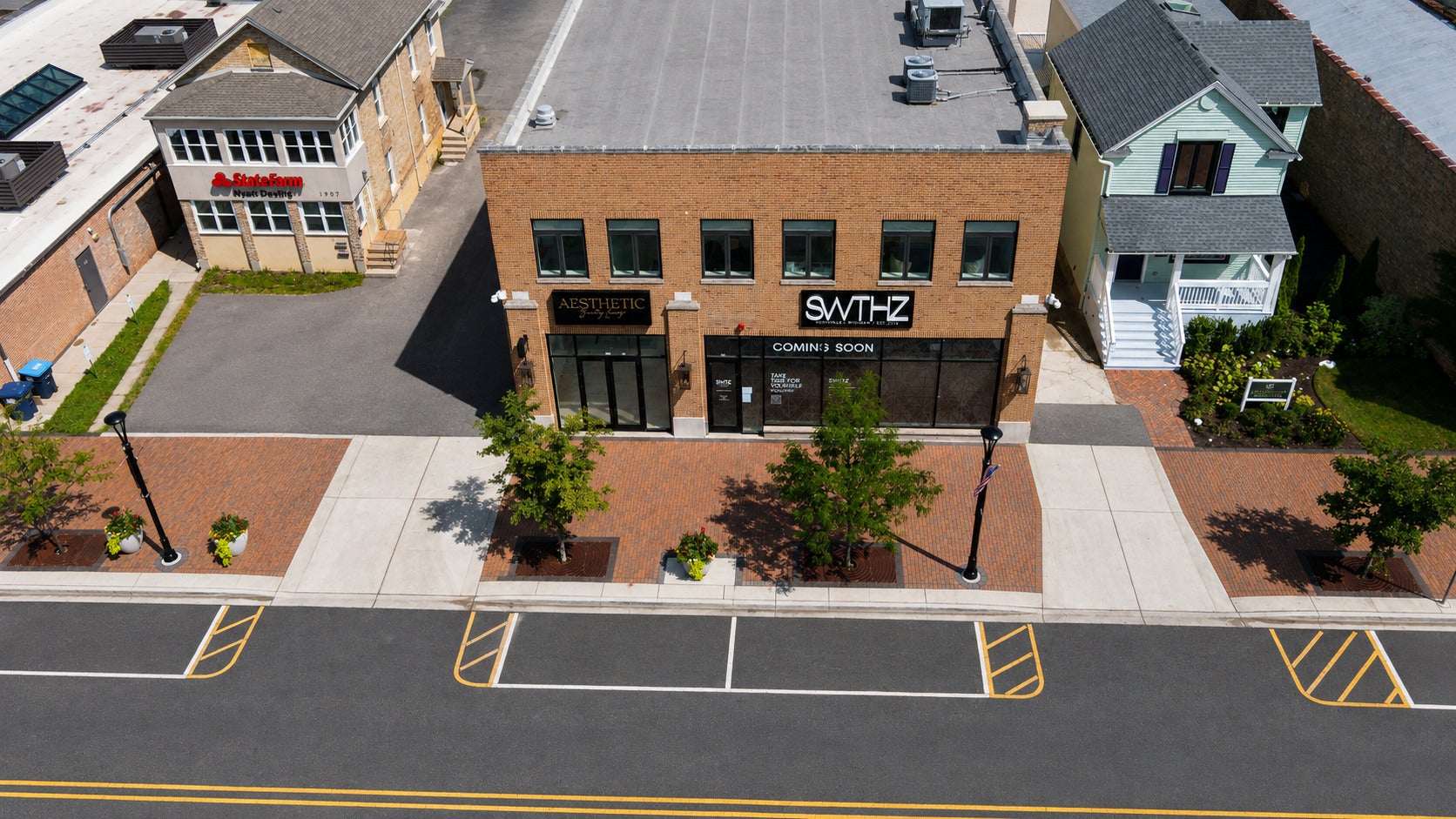 1899 2nd Street 400