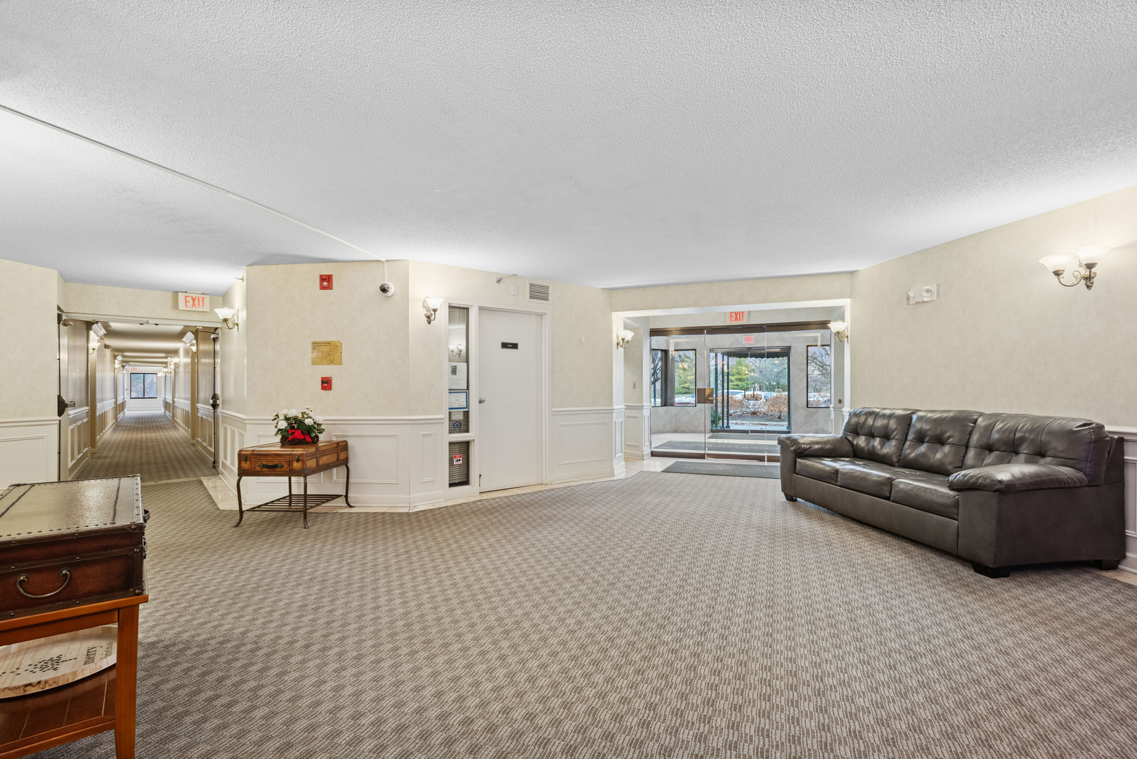 470 FAWELL Boulevard 203